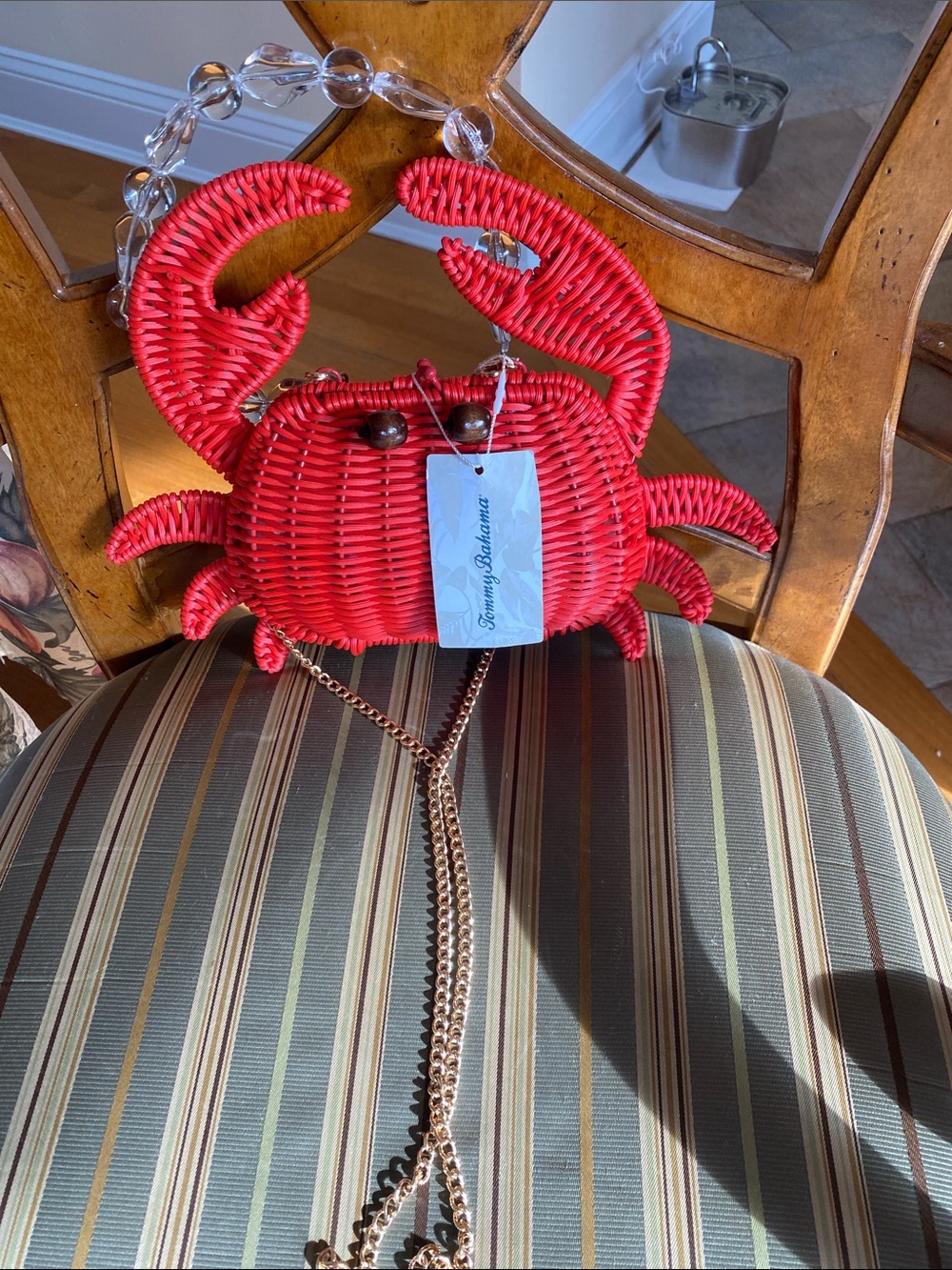NWT Tommy  Bahama Red Crab Woven Crossbody Bag.